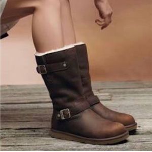 Authentic UGGS Kensington boot